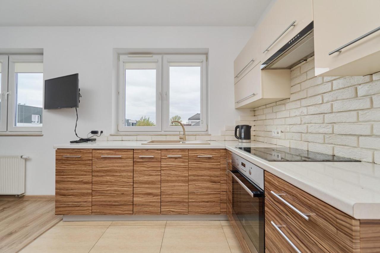 Comfortable & Cozy With Balcony - Klimasa By Renters * Wroclaw